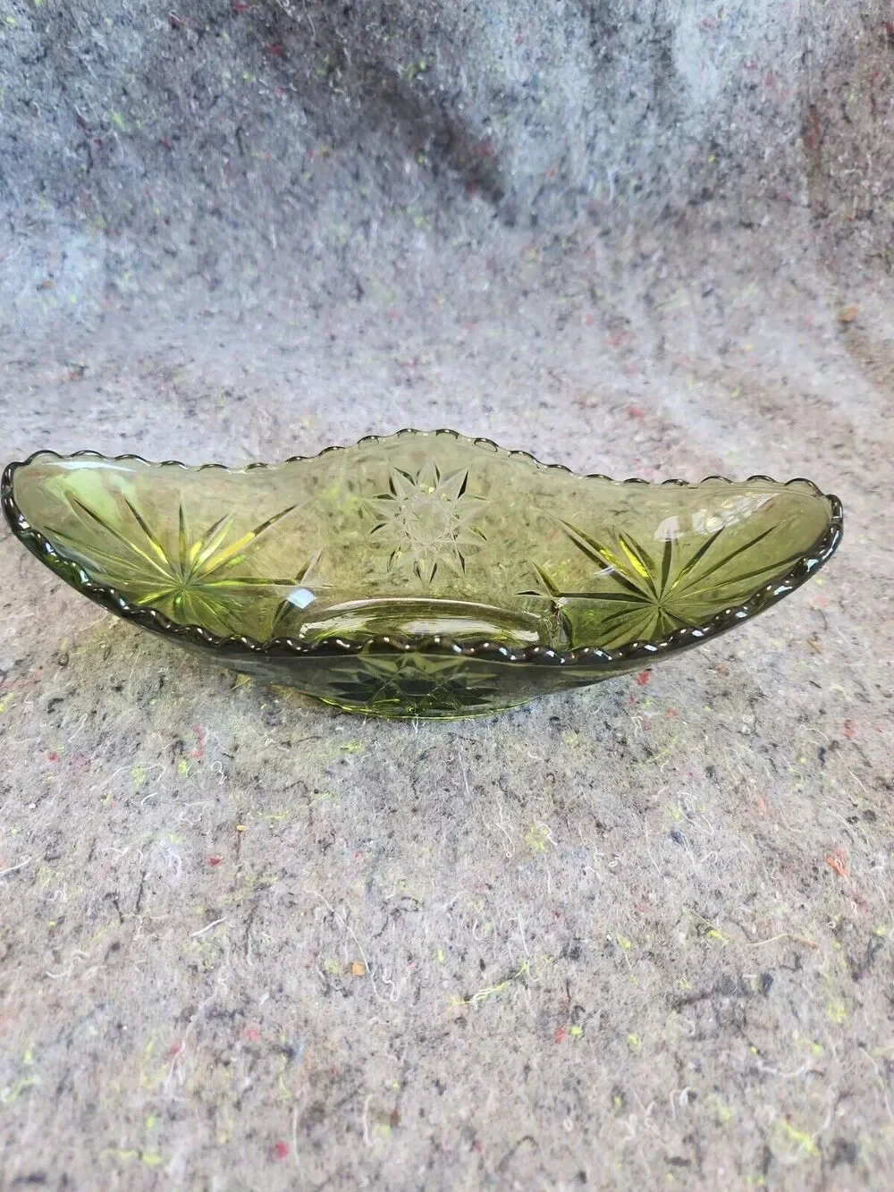 vtg anchor hocking EAPC green banana boat star of david pattern 9.25in